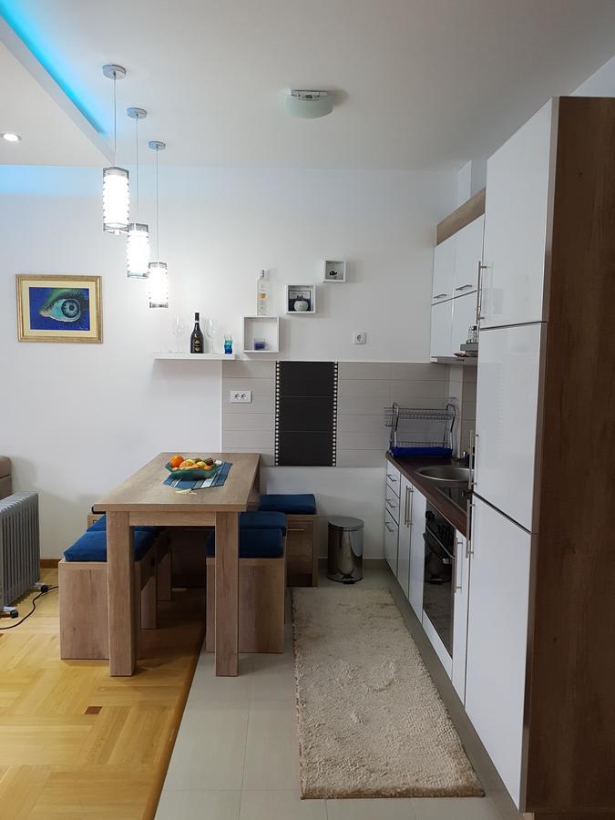 Apartman Dajana 울친 외부 사진