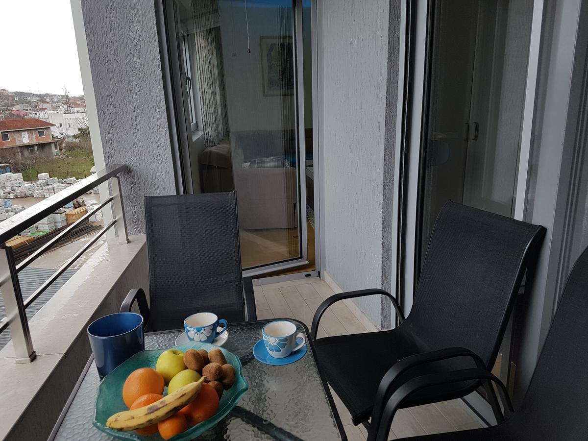 Apartman Dajana 울친 외부 사진